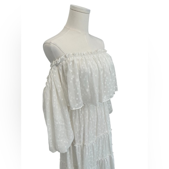 Misa Los Angeles Cassandra Tiered Maxi Dress White On or Off-Shoulder Small NWT - Picture 11 of 15